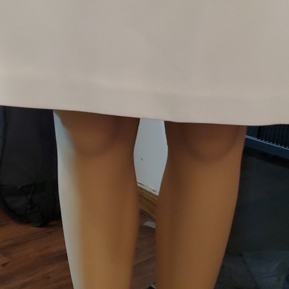 Size 8 Alfani Cream Suit Skirt Separate - Picture 4 of 7